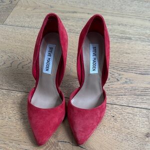 Steve Madden Red Suede Pointed Toe Pumps